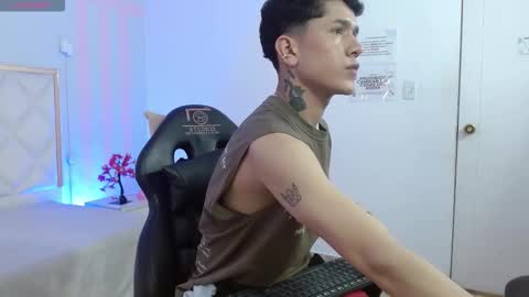 Snapshot of estefan_tay chatting on February 9, 2026, 3:10 am estefan_tay online show from February 9, 2026, 3:10 am