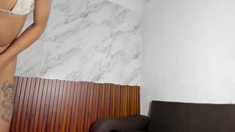 Snapshot of estefani_robles chatting on May 29, 2026, 10:08 pm estefani robles online show from May 29, 2026, 10:08 pm