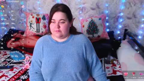 estelle_hicks online show from December 23, 2024, 6:16 pm