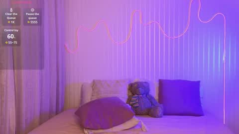 Ester online show from December 6, 2024, 11:47 pm