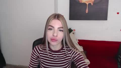 Snapshot of esternoir chatting on December 3, 2025, 7:05 am esternoir online show from December 3, 2025, 7:05 am