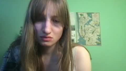 Esther Grey online show from January 31, 2025, 9:05 pm