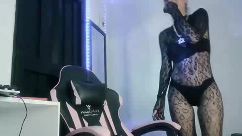 dulce luna online show from September 13, 2025, 12:10 am