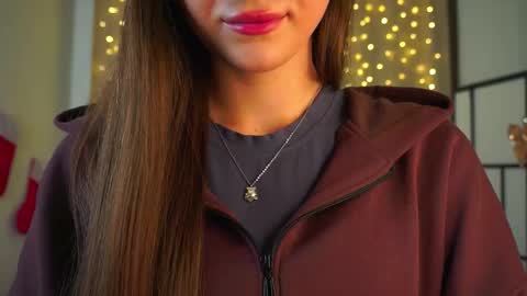 Anna  online show from December 18, 2025, 9:21 pm