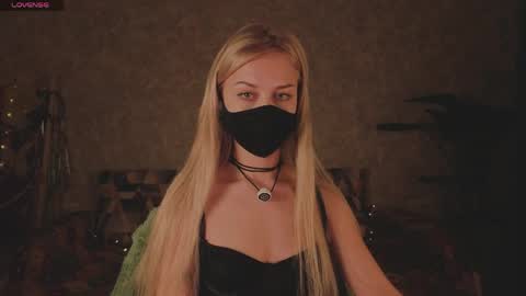 Sophia online show from April 2, 2026, 8:39 pm