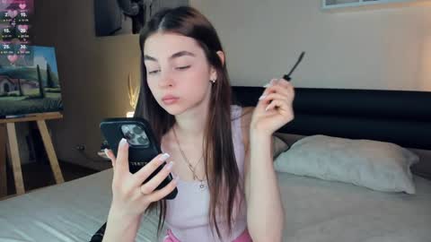 Snapshot of eternity_is_endless chatting on January 24, 2025, 7:30 am Mary online show from January 24, 2025, 7:30 am