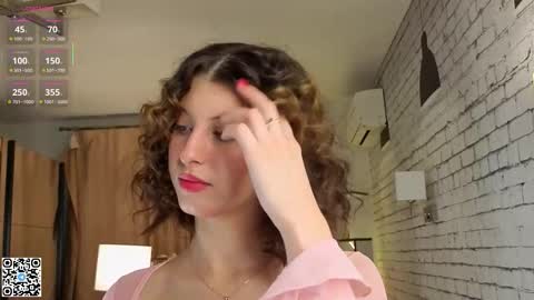 Elsa online show from October 14, 2025, 6:20 pm