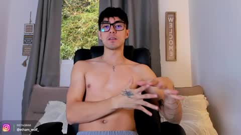 Snapshot of etham_wolf1 chatting on June 4, 2026, 5:41 pm etham_wolf1 online show from June 4, 2026, 5:41 pm