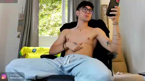 Snapshot of etham_wolf1 chatting on June 18, 2026, 5:50 pm etham_wolf1 online show from June 18, 2026, 5:50 pm