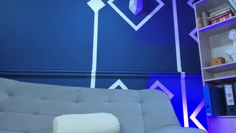 Etham online show from September 18, 2025, 12:29 pm