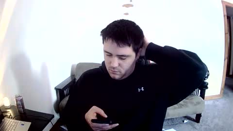 Snapshot of ethan100113 chatting on March 14, 2026, 5:40 pm Ethan online show from March 14, 2026, 5:40 pm
