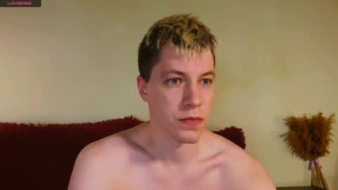 Ethan online show from May 25, 2026, 2:17 am