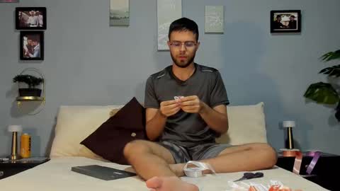 ADAM TAYLOR  ETHAN CAMBAL INDEPENDENT MODELS online show from March 5, 2025, 1:42 am