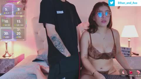 Snapshot of ethan_and_ava chatting on September 18, 2025, 1:35 pm ethan and ava online show from September 18, 2025, 1:35 pm