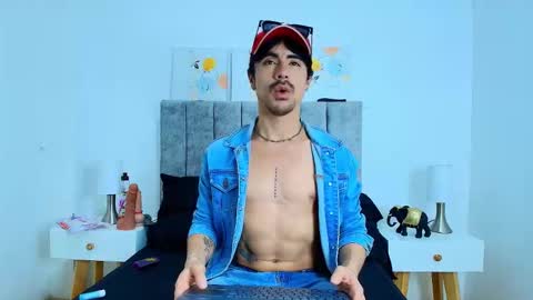 Snapshot of ethan_briggs chatting on January 6, 2026, 2:48 am ethan online show from January 6, 2026, 2:48 am