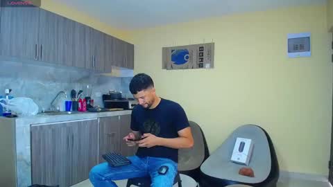 Jose online show from October 17, 2025, 7:27 pm