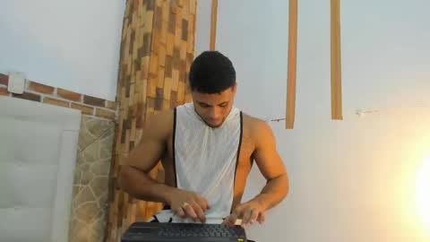 ethan helmut online show from December 27, 2024, 1:32 am