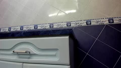 ethan helmut online show from January 28, 2025, 7:43 am