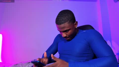 ethan travis online show from December 2, 2024, 11:51 pm