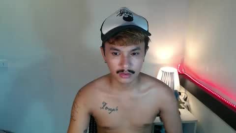 Snapshot of ethan_uwuxx chatting on June 7, 2026, 5:11 am DAVE online show from June 7, 2026, 5:11 am