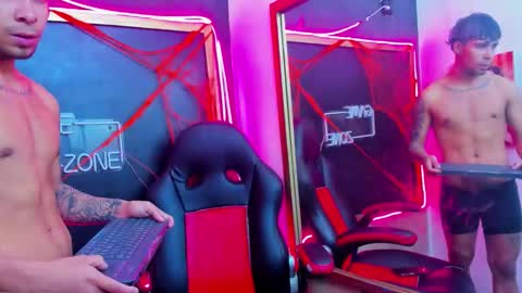 Ethan online show from November 3, 2025, 4:03 am