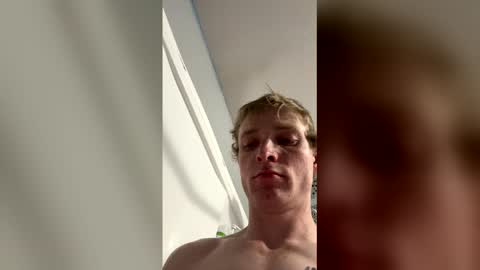 ethanbmx2001 online show from April 9, 2026, 3:17 pm