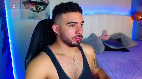 Snapshot of ethanhairy chatting on July 13, 2026, 7:27 pm Ethan online show from July 13, 2026, 7:27 pm