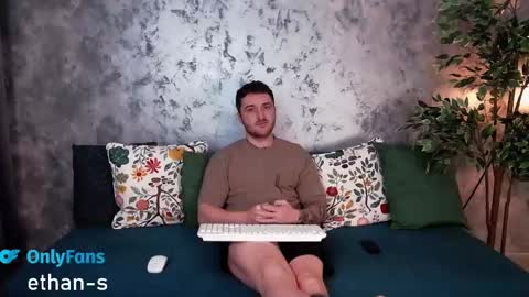 ethannns online show from December 19, 2024, 5:07 am