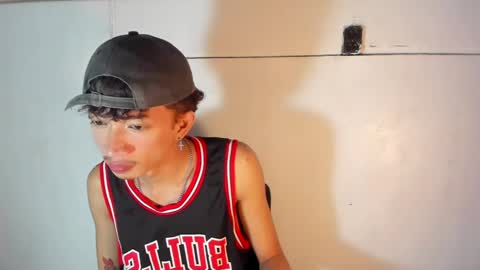 Snapshot of ethereal_ethan chatting on April 22, 2026, 5:14 pm Ethan online show from April 22, 2026, 5:14 pm
