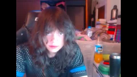 ethereal_thom online show from September 20, 2025, 6:47 am
