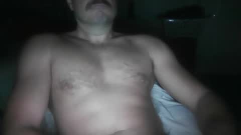 Snapshot of etim33 chatting on September 22, 2025, 10:50 am etim33 online show from September 22, 2025, 10:50 am