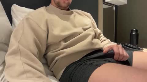 eu_dude online show from November 25, 2025, 1:38 am