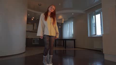 Lillie here and its my first day online show from October 3, 2025, 11:51 am