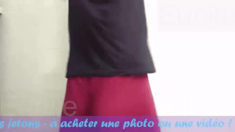 Snapshot of eunile chatting on October 1, 2025, 11:49 am eunile online show from October 1, 2025, 11:49 am