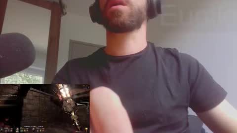 Snapshot of eunile chatting on October 4, 2025, 2:26 pm eunile online show from October 4, 2025, 2:26 pm