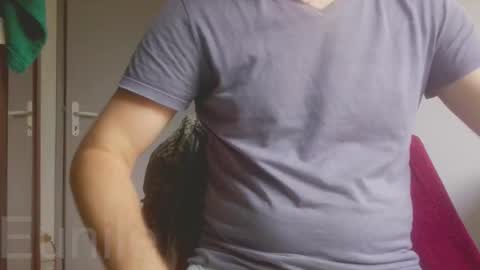 Snapshot of eunile chatting on October 24, 2025, 1:51 pm eunile online show from October 24, 2025, 1:51 pm