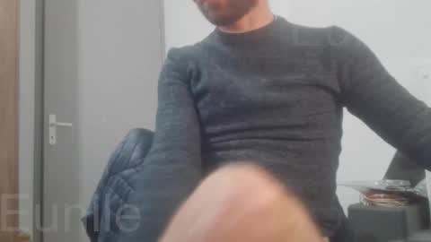 Snapshot of eunile chatting on November 5, 2025, 8:31 pm eunile online show from November 5, 2025, 8:31 pm