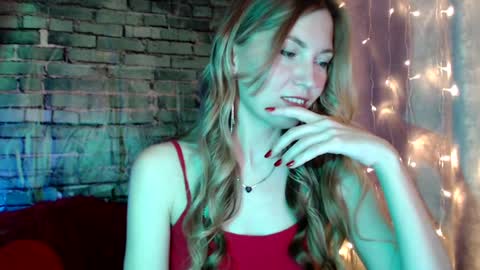 Liana online show from January 4, 2025, 11:38 pm