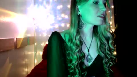 Liana online show from February 13, 2025, 7:42 pm