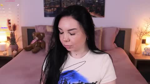 Eva online show from March 10, 2025, 9:53 am