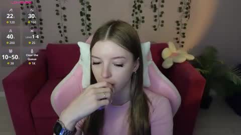 Snapshot of eva__thompson chatting on July 7, 2026, 1:08 am Eva online show from July 7, 2026, 1:08 am
