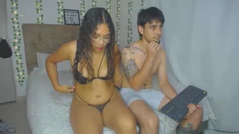 eva_adan19 online show from April 19, 2026, 4:23 am