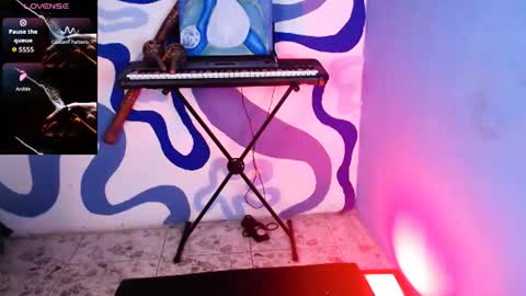 Snapshot of eva_brooks1 chatting on June 19, 2026, 5:06 pm Iris Smile independent model online show from June 19, 2026, 5:06 pm