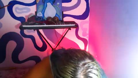 Snapshot of eva_brooks1 chatting on July 13, 2026, 10:45 pm Iris Smile independent model online show from July 13, 2026, 10:45 pm