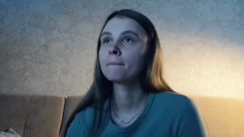 Eva Calvin online show from December 8, 2024, 3:13 pm