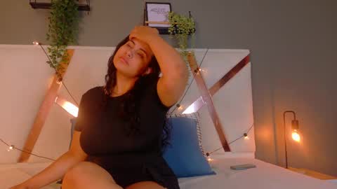 EVA DAEMON  online show from May 17, 2026, 12:01 pm