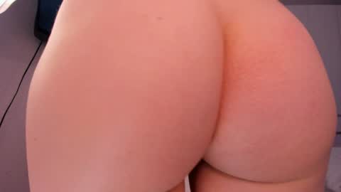 Snapshot of eva_davi chatting on January 11, 2025, 8:11 am Eva Davis online show from January 11, 2025, 8:11 am