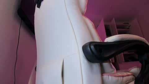 Snapshot of eva_davi chatting on January 31, 2025, 5:09 am Eva Davis online show from January 31, 2025, 5:09 am