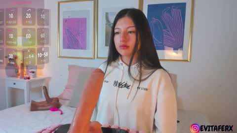 Evaa Depp online show from September 26, 2025, 11:25 am