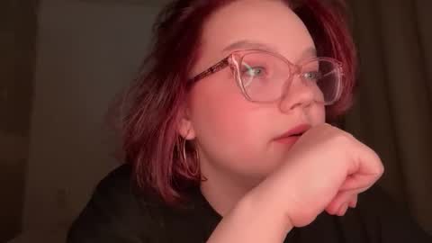 eva_kittenn online show from February 1, 2026, 2:48 pm